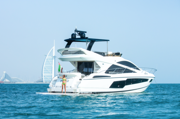 Sunseeker 60ft Yacht - Image 10