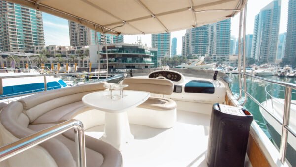 Azimut 58ft Yacht - Image 12