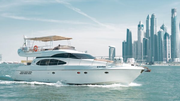 Azimut 58ft Yacht - Image 3