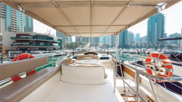 Azimut 58ft Yacht - Image 11