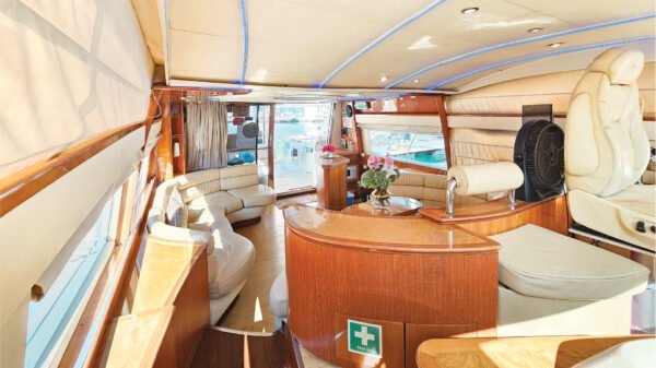 Azimut 58ft Yacht - Image 2