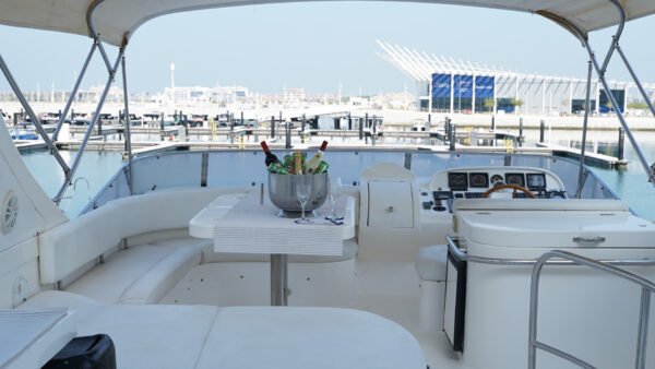 Majesty 56ft Yacht - Image 10