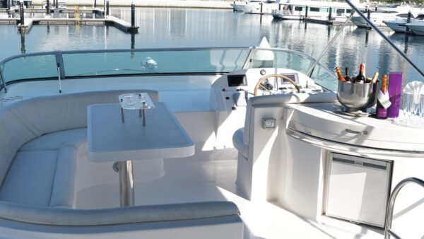 Majesty 56ft Yacht - Image 11