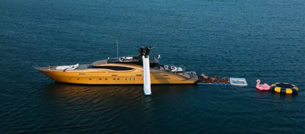 Royal 130ft Yacht - Image 15