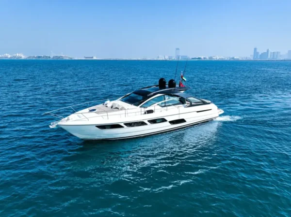 Pershing 52ft White Yacht